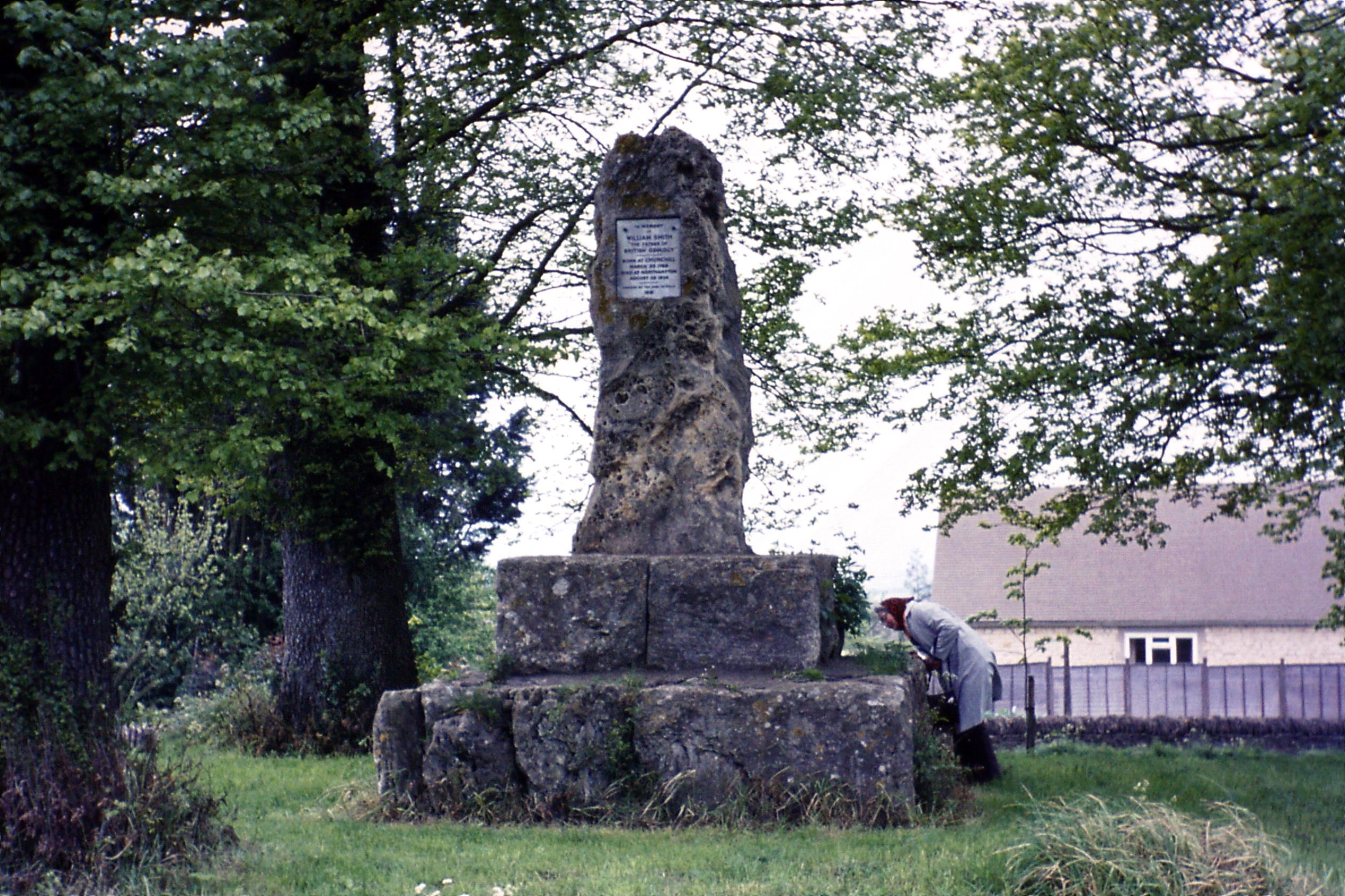 Oxfordshire. Churchill. William Smith memorial